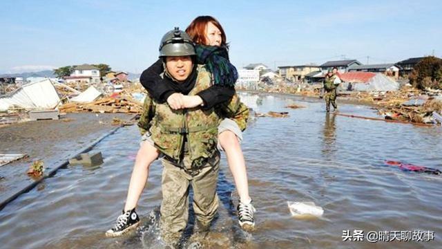 中国救援视频看哭老外，跨越文化的情感共鸣与人性光辉